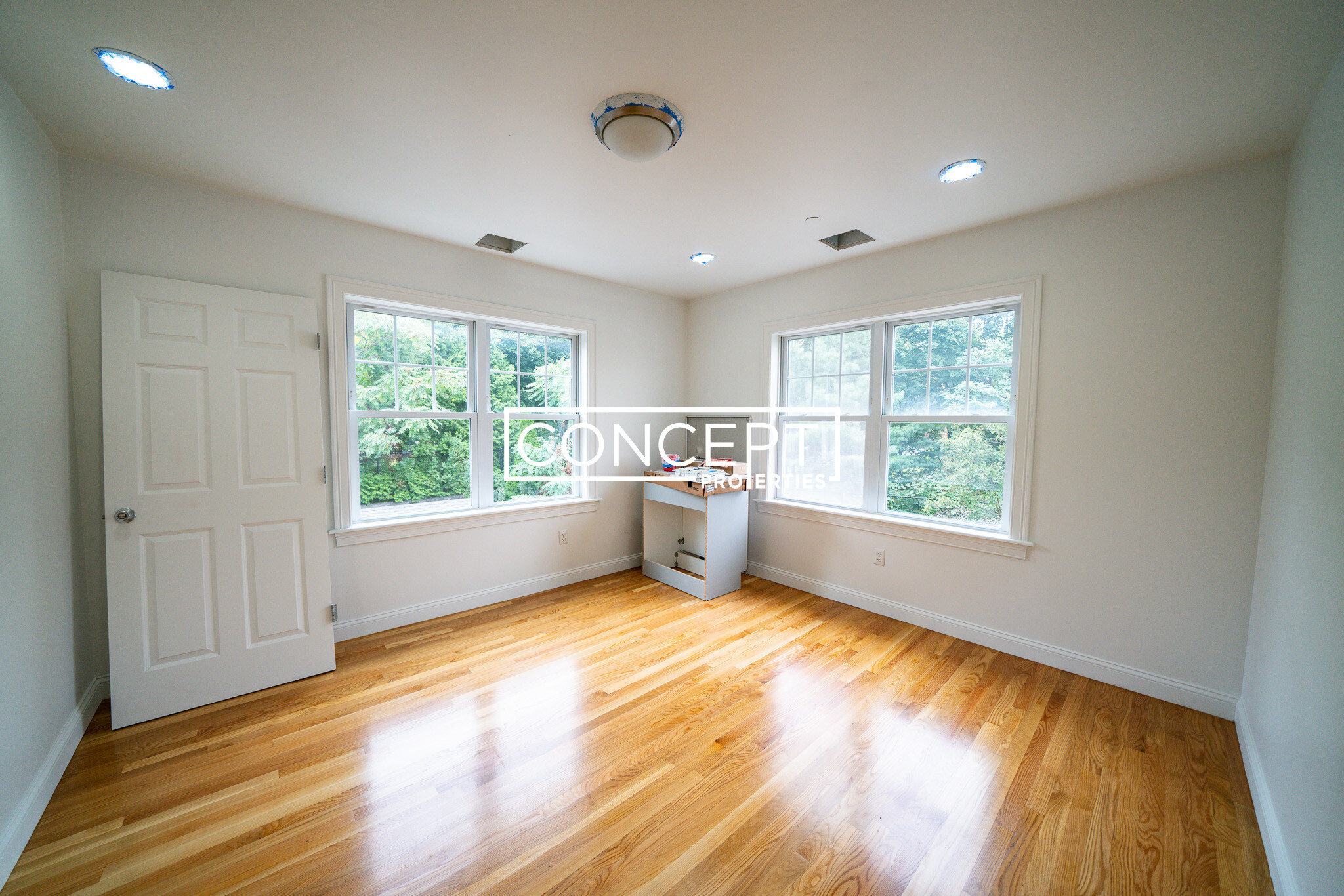 57B Circuit St, Roxbury