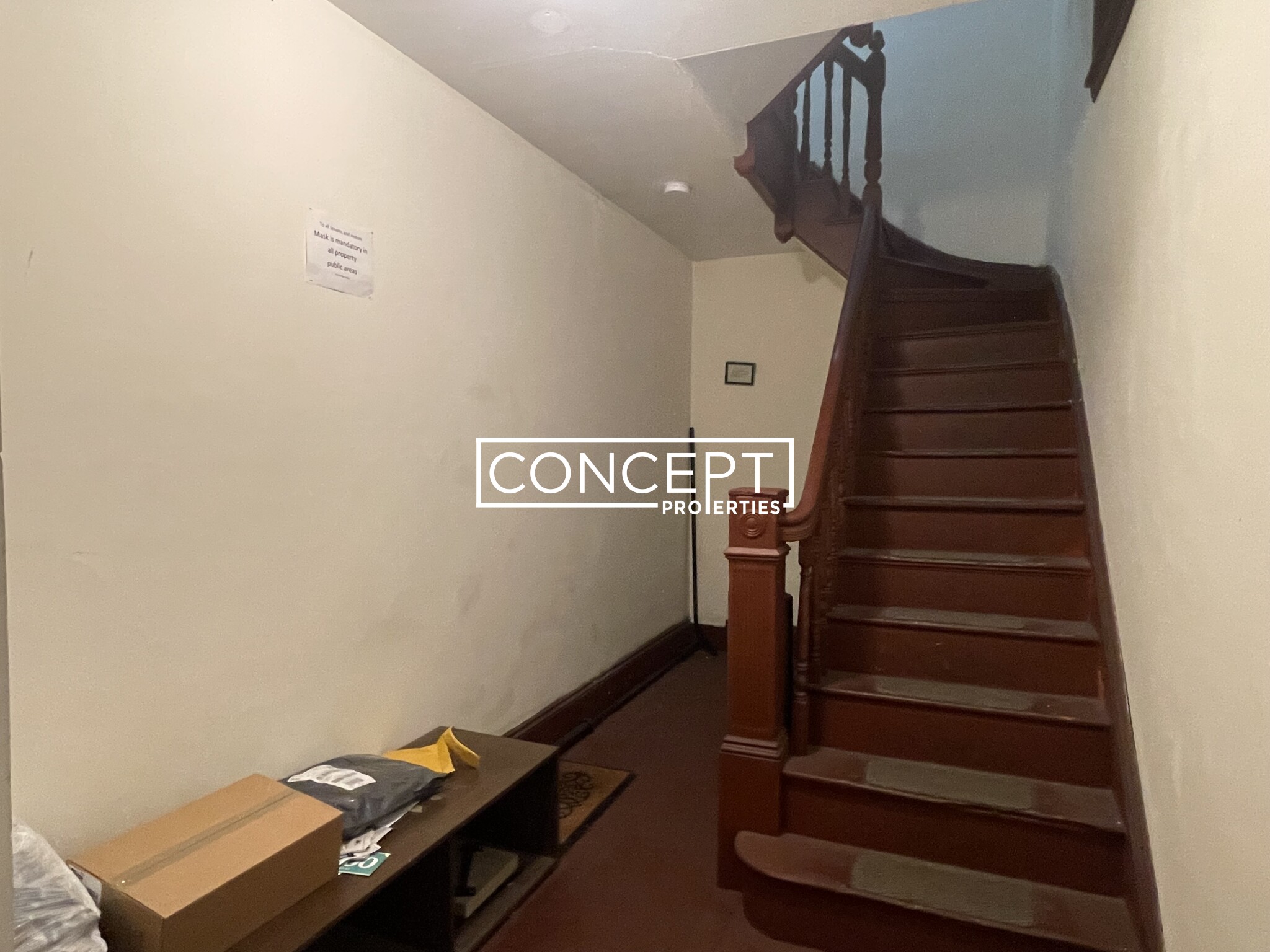 168 Hillside St, Mission Hill