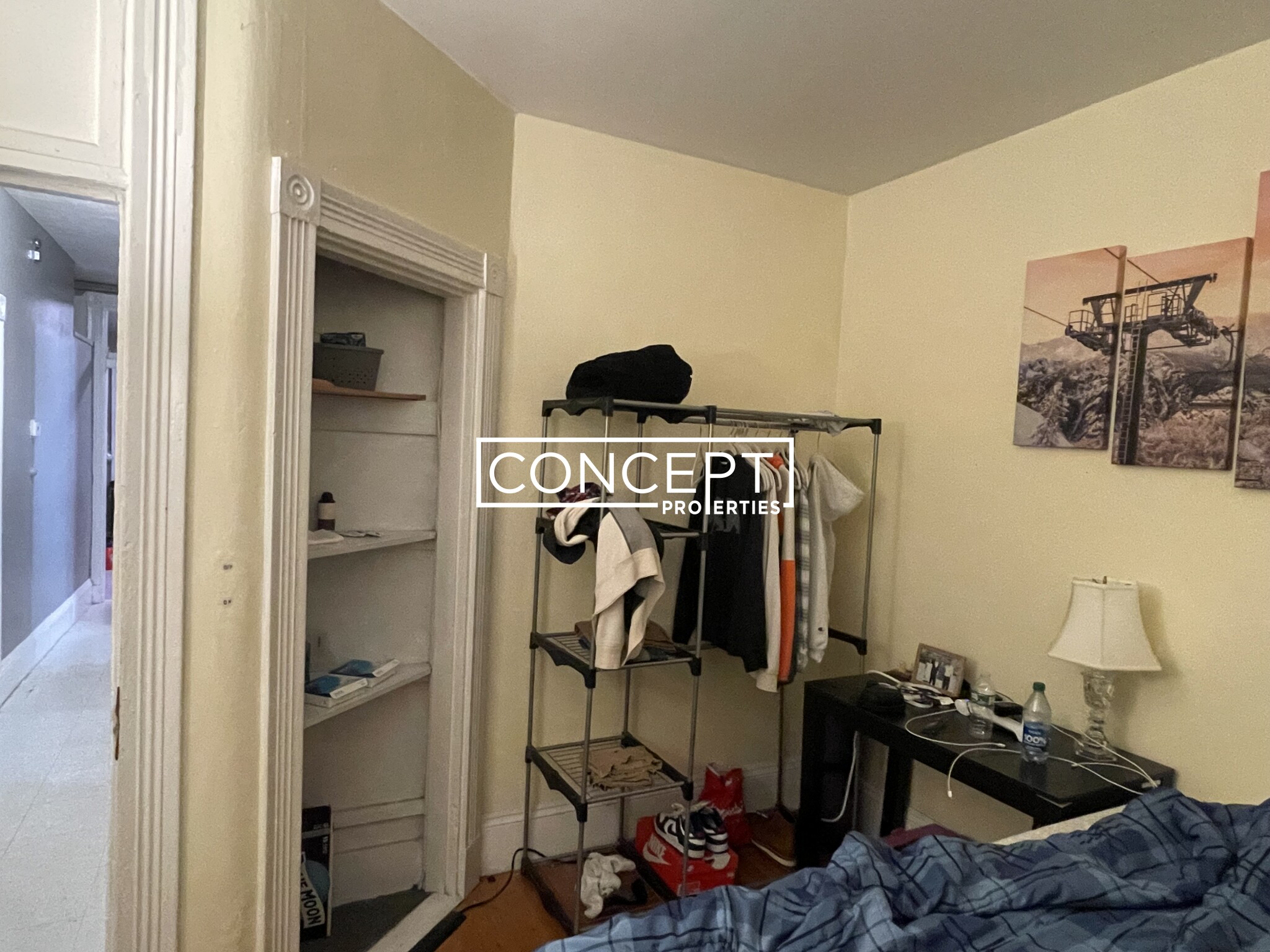 168 Hillside St, Mission Hill