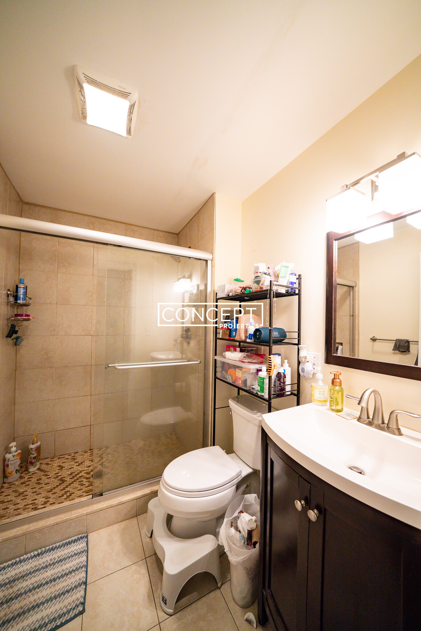 820 Parker St, Mission Hill