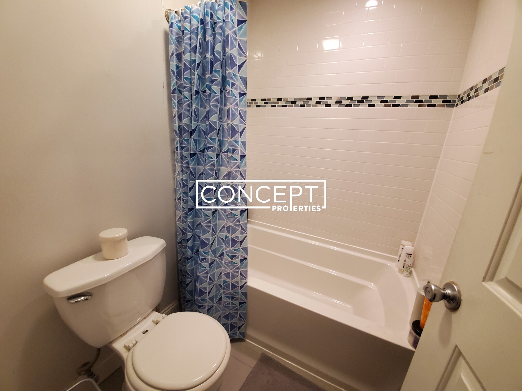 998 Tremont St, Mission Hill