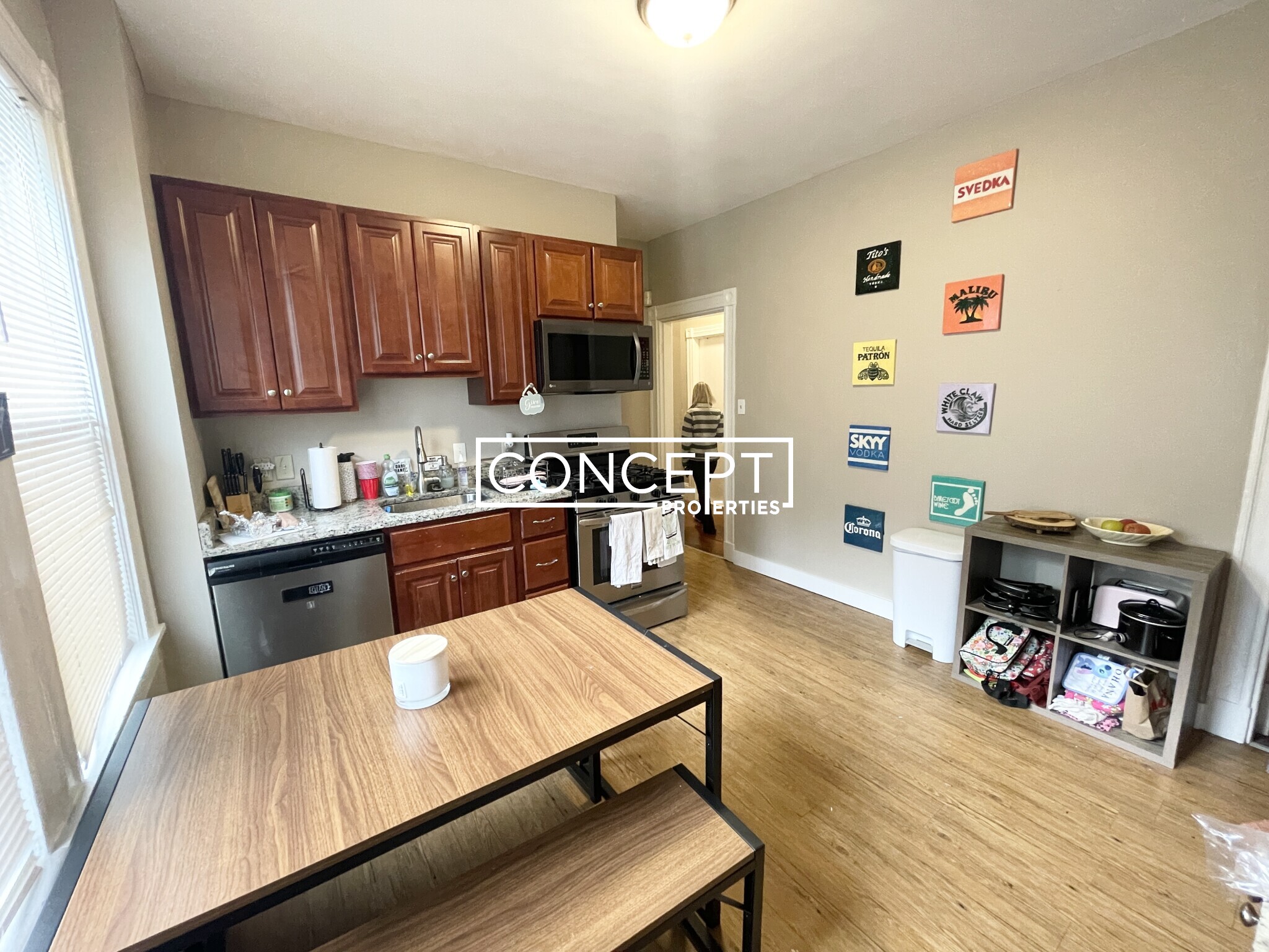 6 Sunset St, Mission Hill