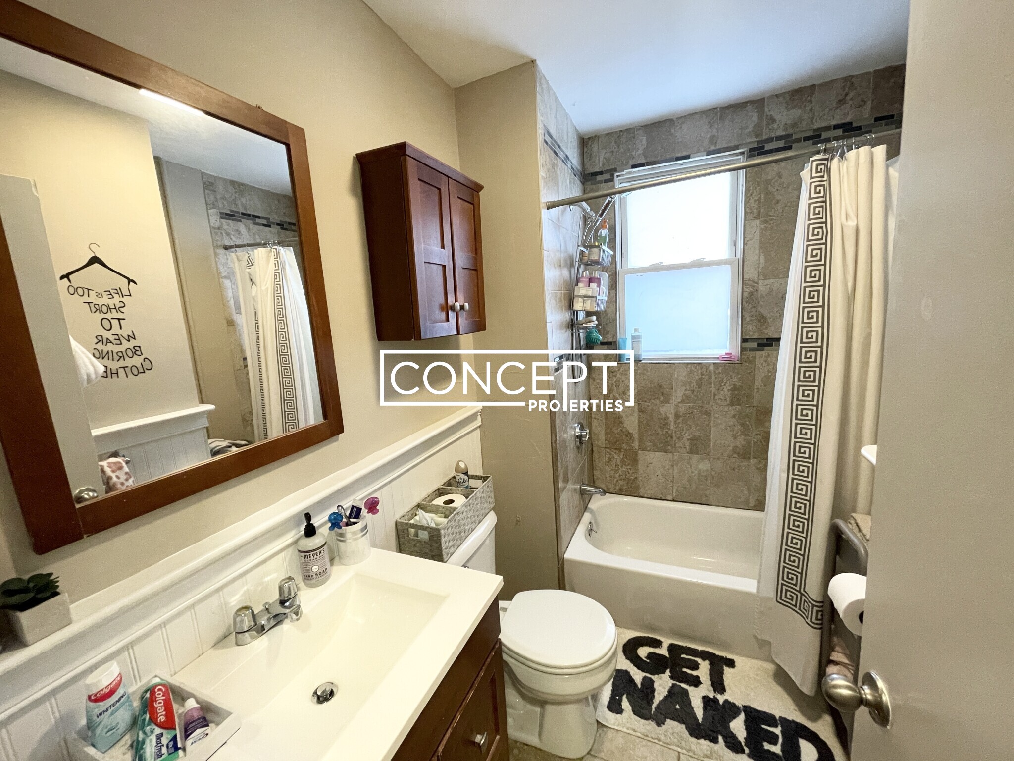 6 Sunset St, Mission Hill