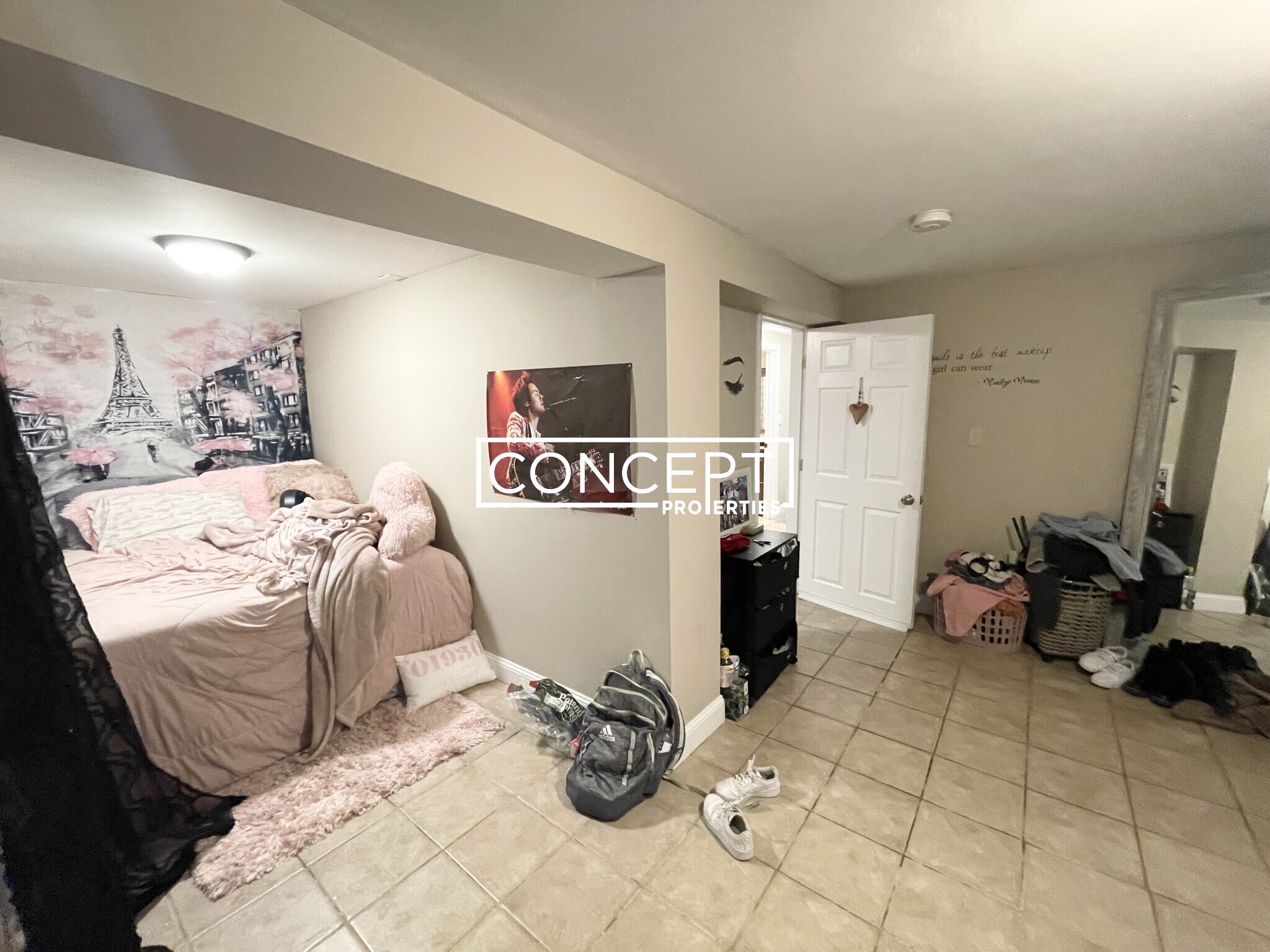 6 Sunset St, Mission Hill