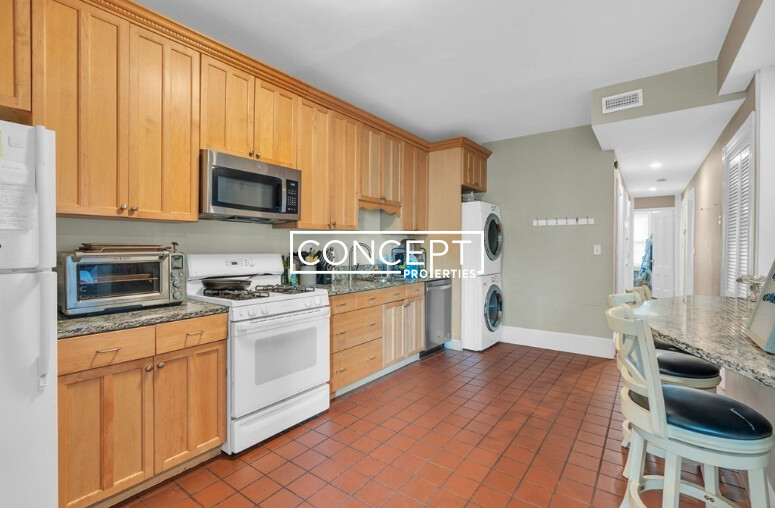 5 Sachem St, Mission Hill