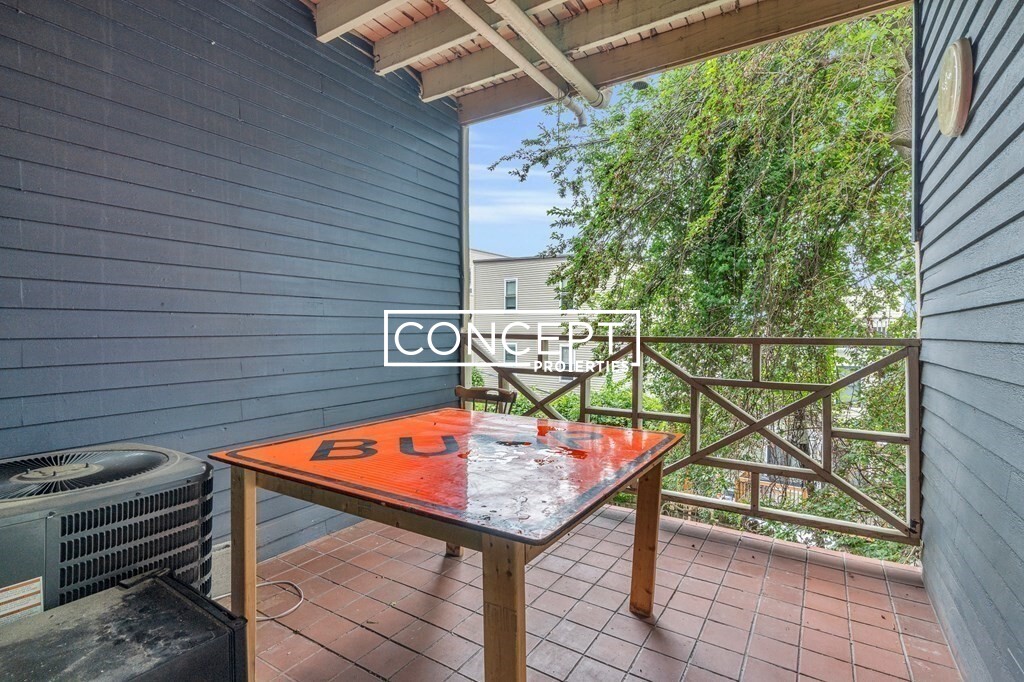 5 Sachem St, Mission Hill