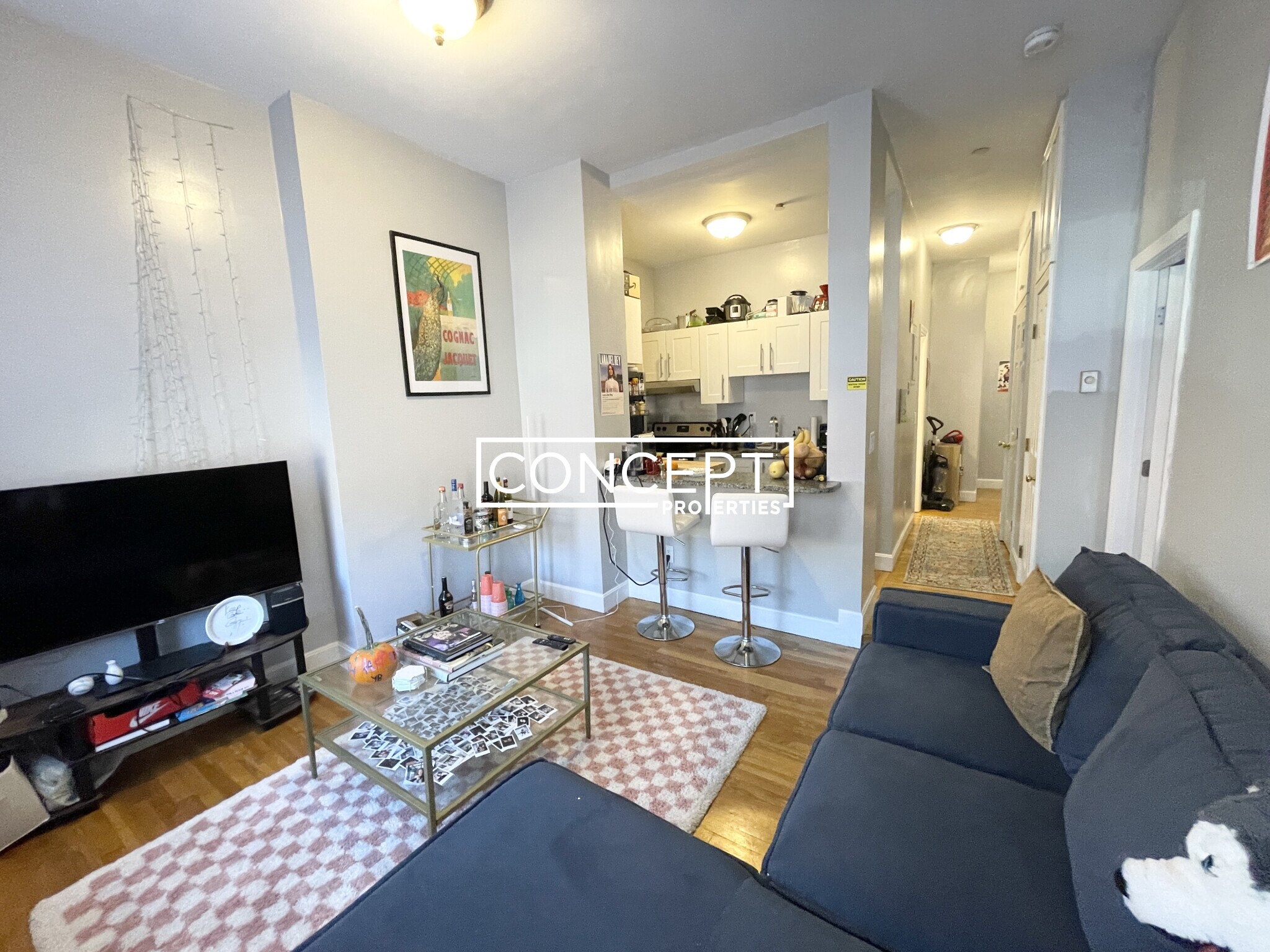 469 Massachusetts Ave, South End