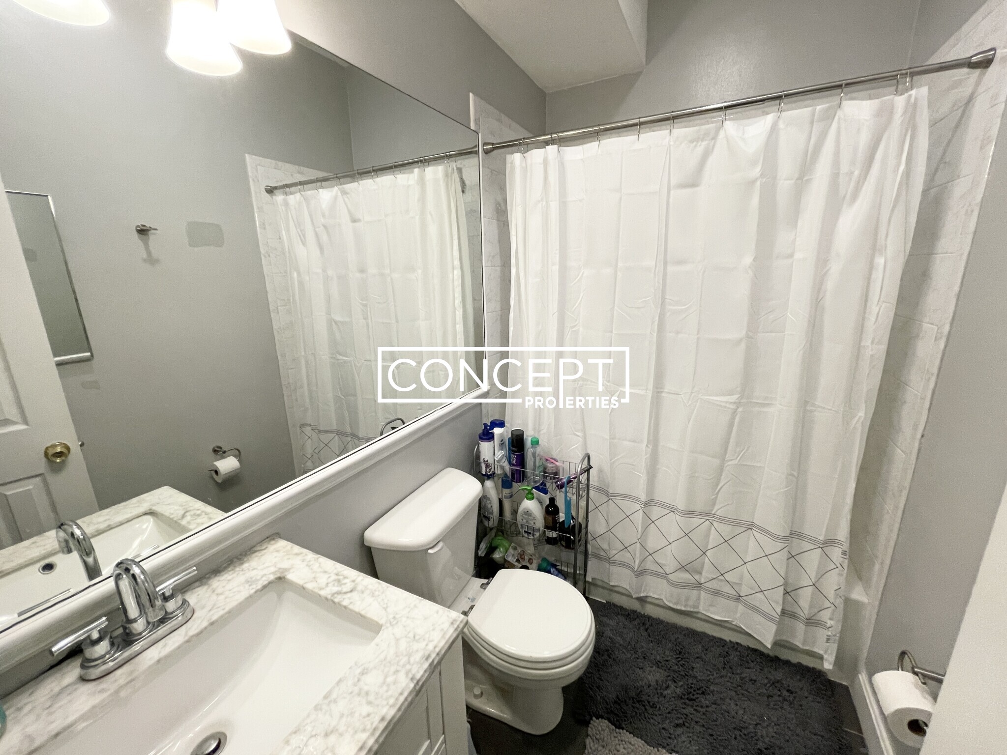 469 Massachusetts Ave, South End