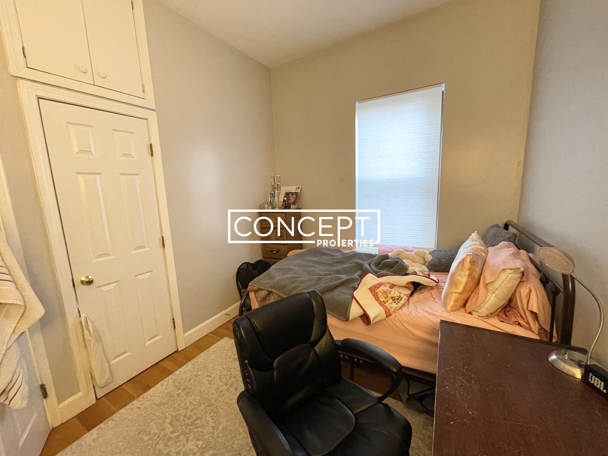 469 Massachusetts Ave, South End