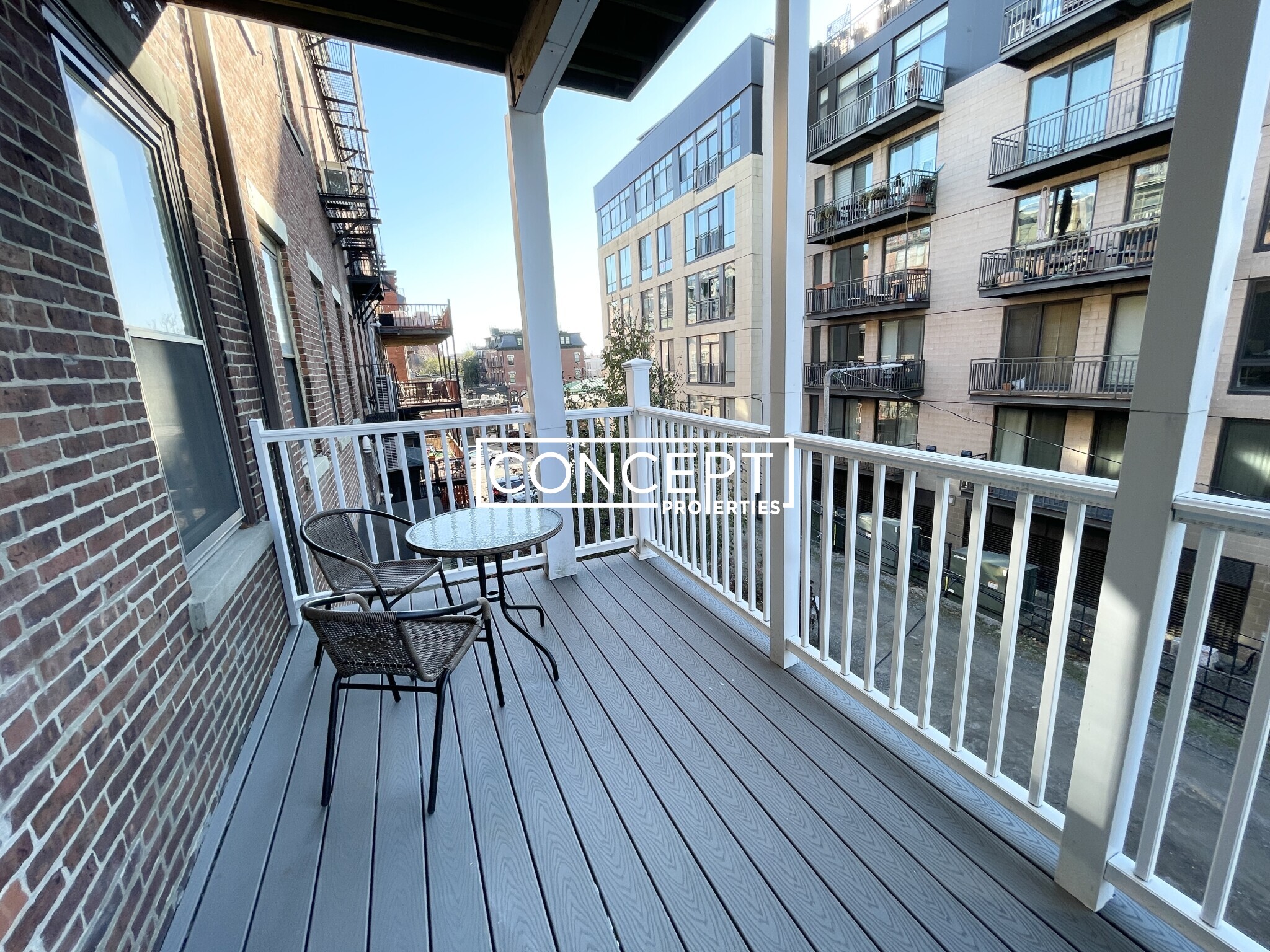 469 Massachusetts Ave, South End