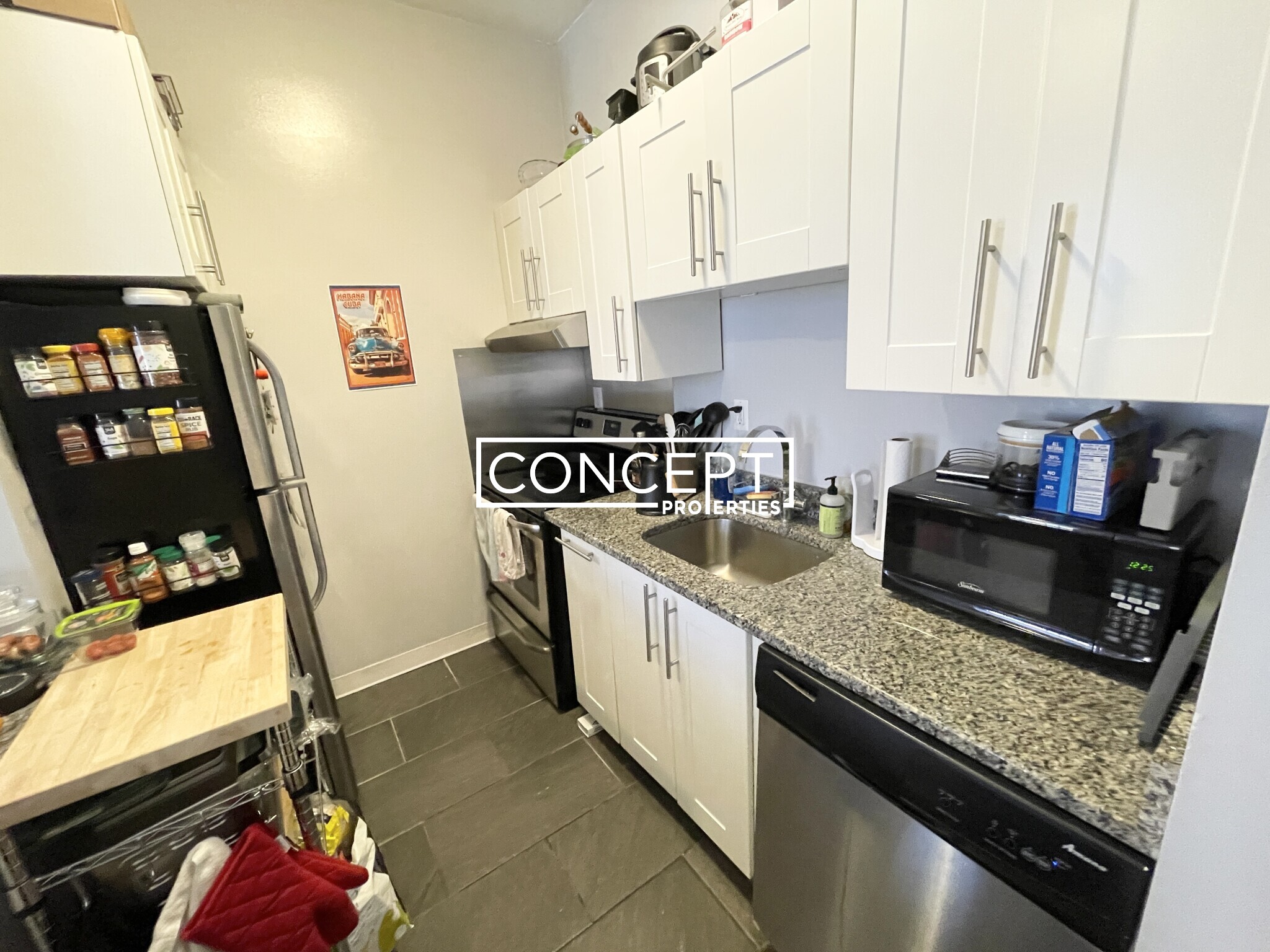 469 Massachusetts Ave, South End