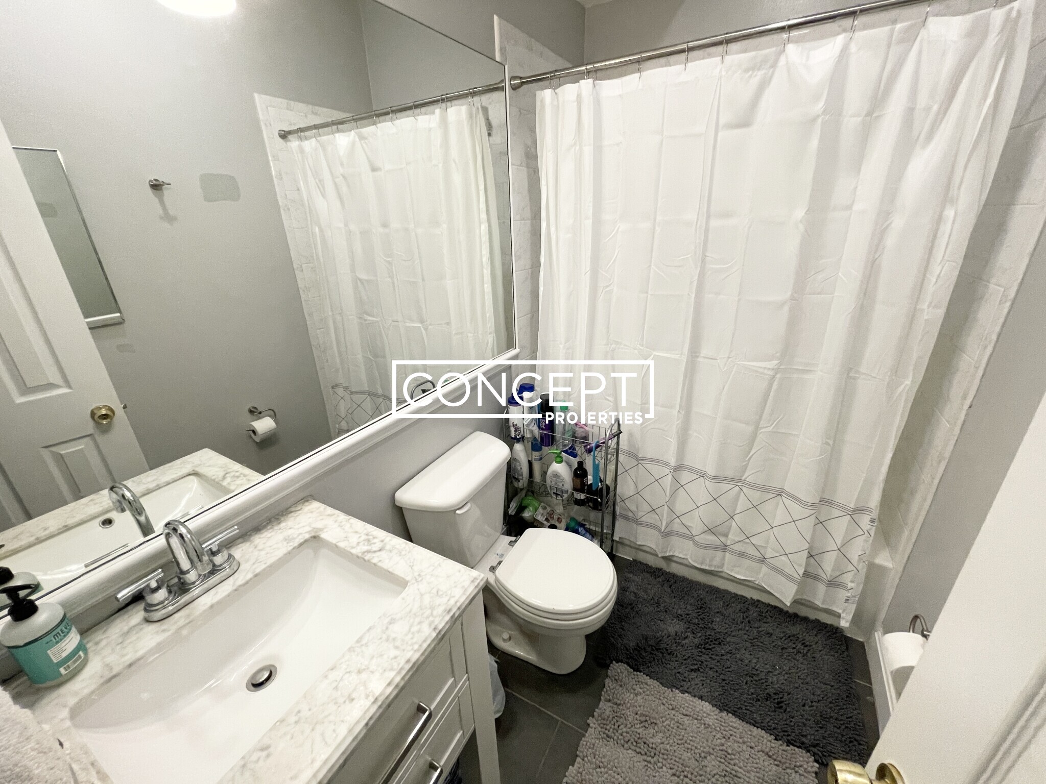 469 Massachusetts Ave, South End