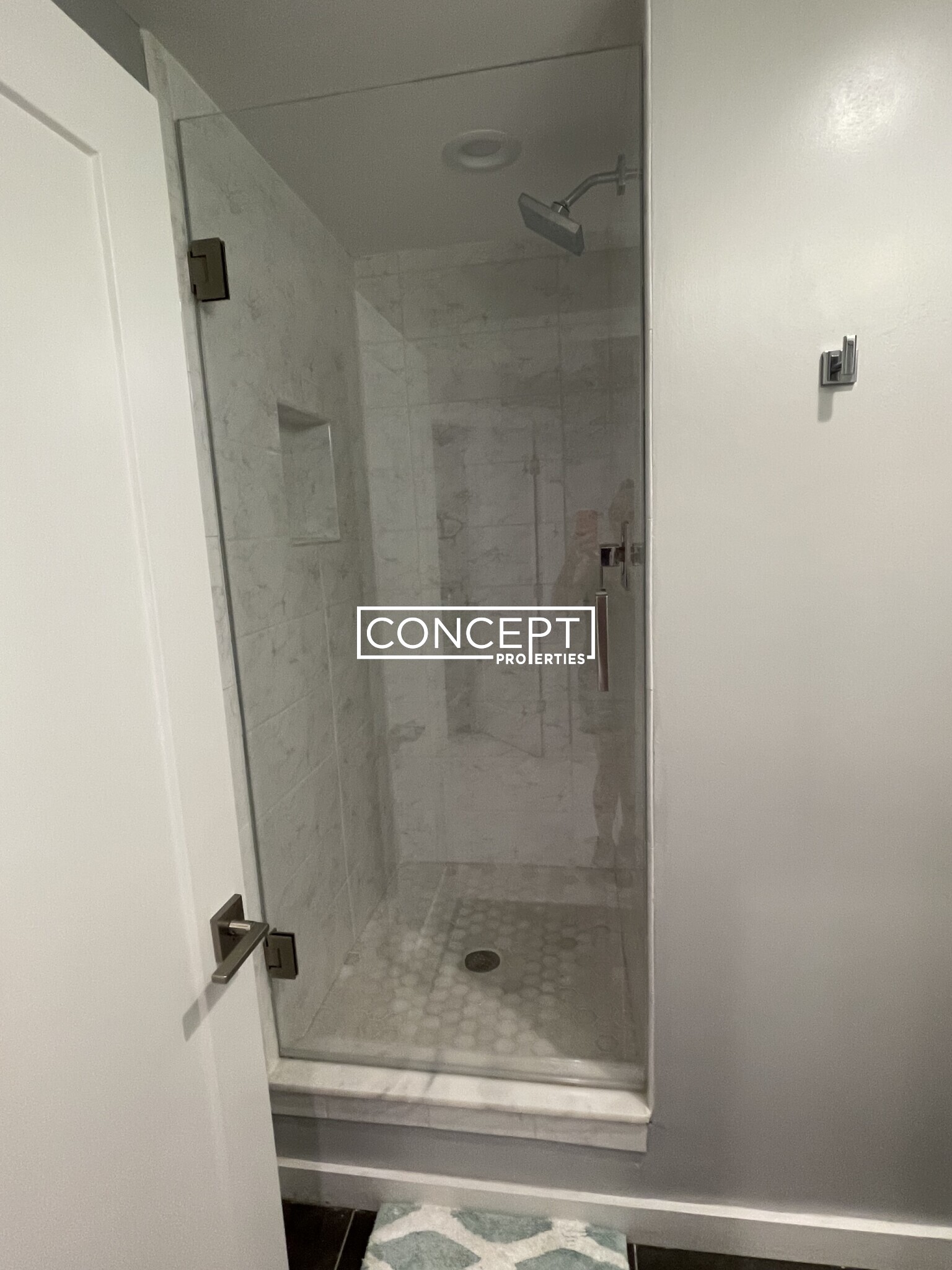 469 Massachusetts Ave, South End