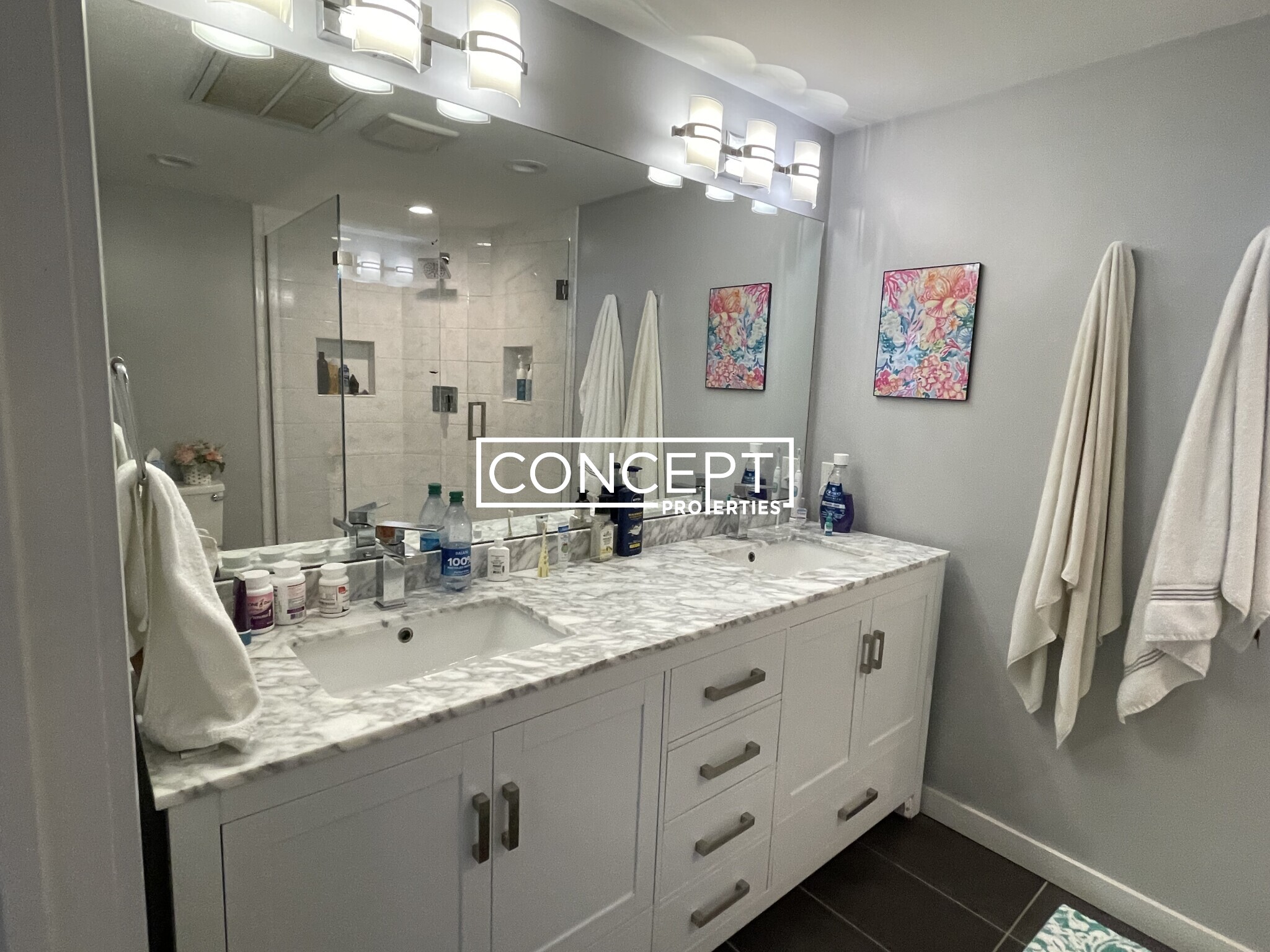 469 Massachusetts Ave, South End