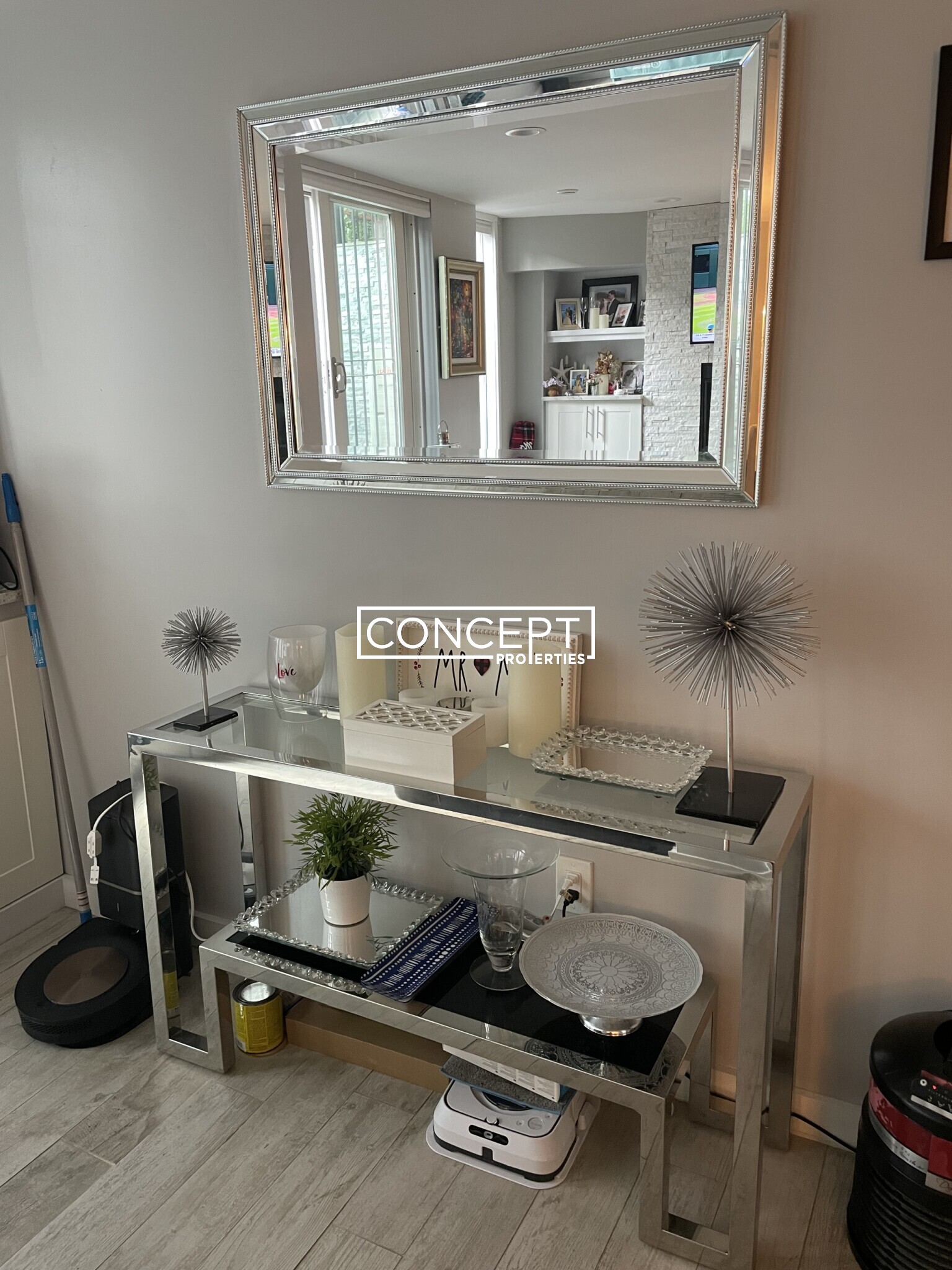 469 Massachusetts Ave, South End