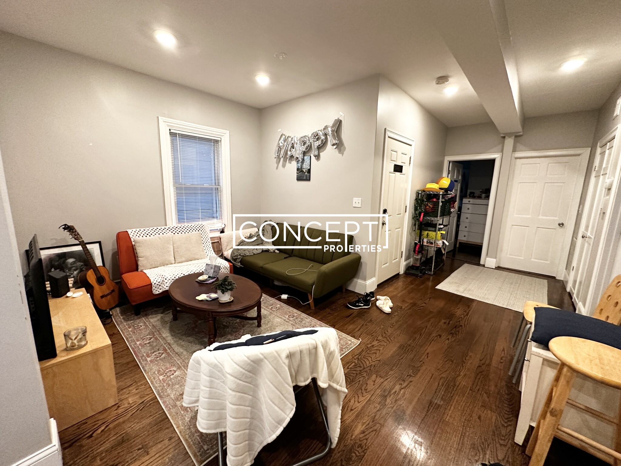 1566 Tremont St, Mission Hill