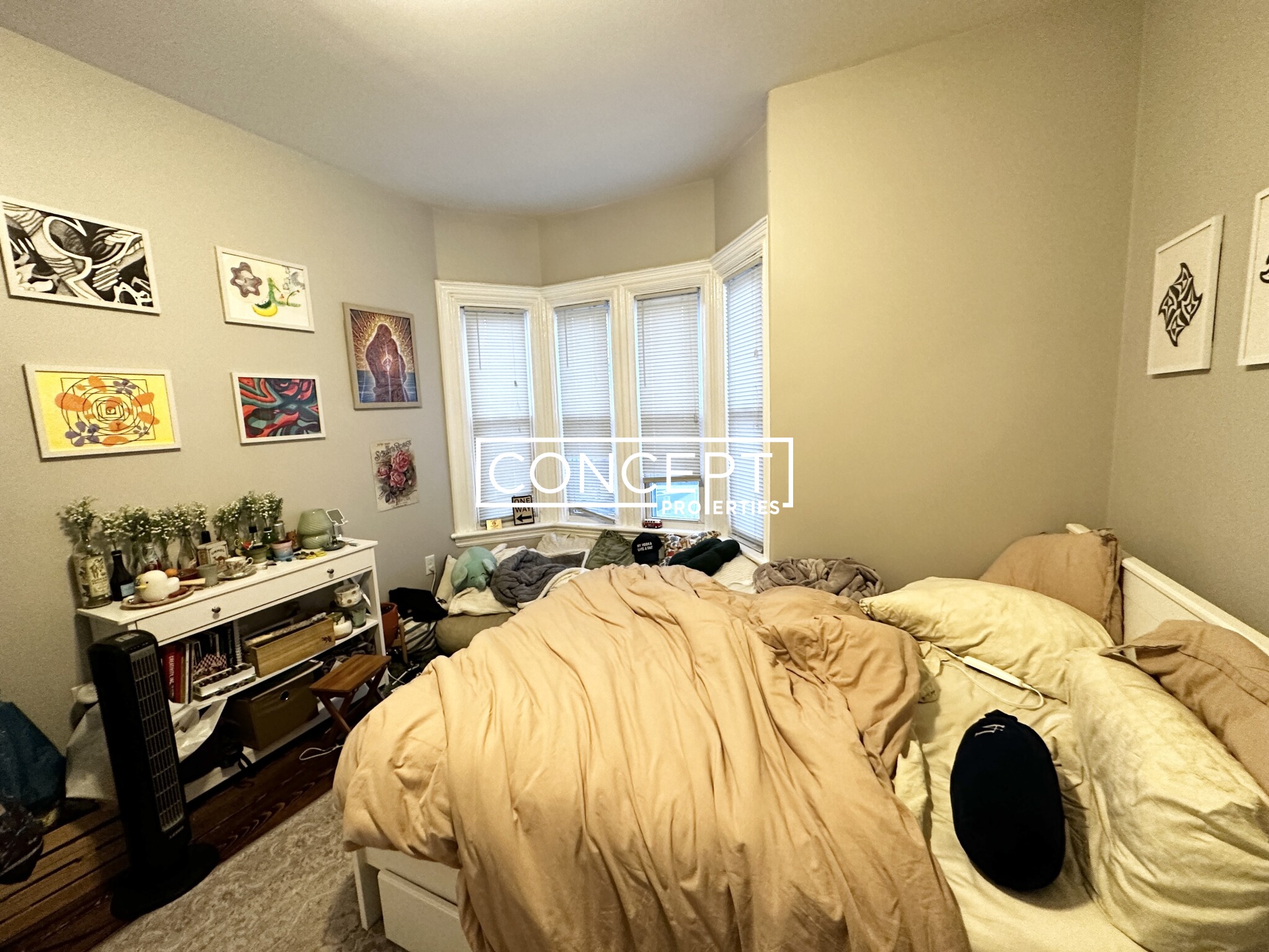 1566 Tremont St, Mission Hill