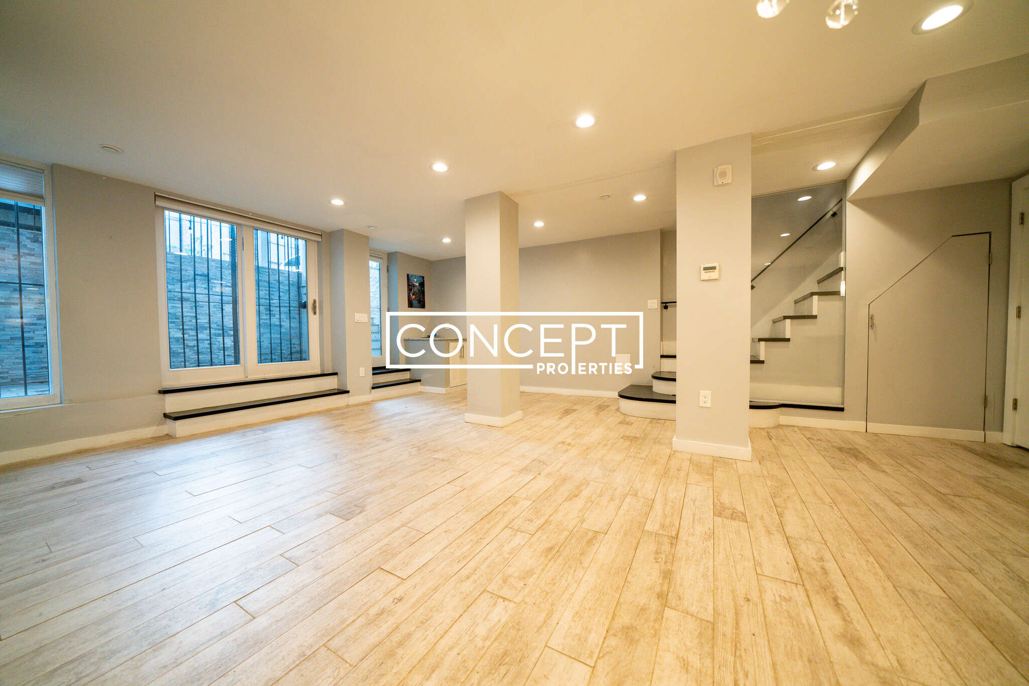 469.1 Massachusetts Ave, South End