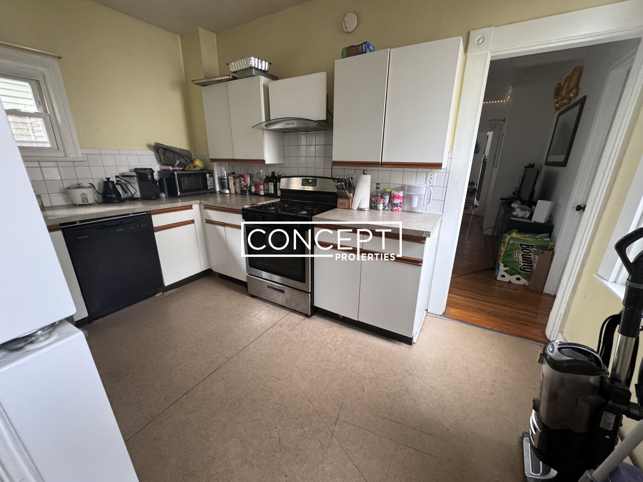 1 Whitney St, Mission Hill