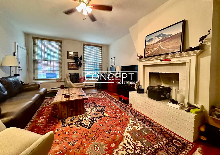 206 Commonwealth Ave, Back Bay