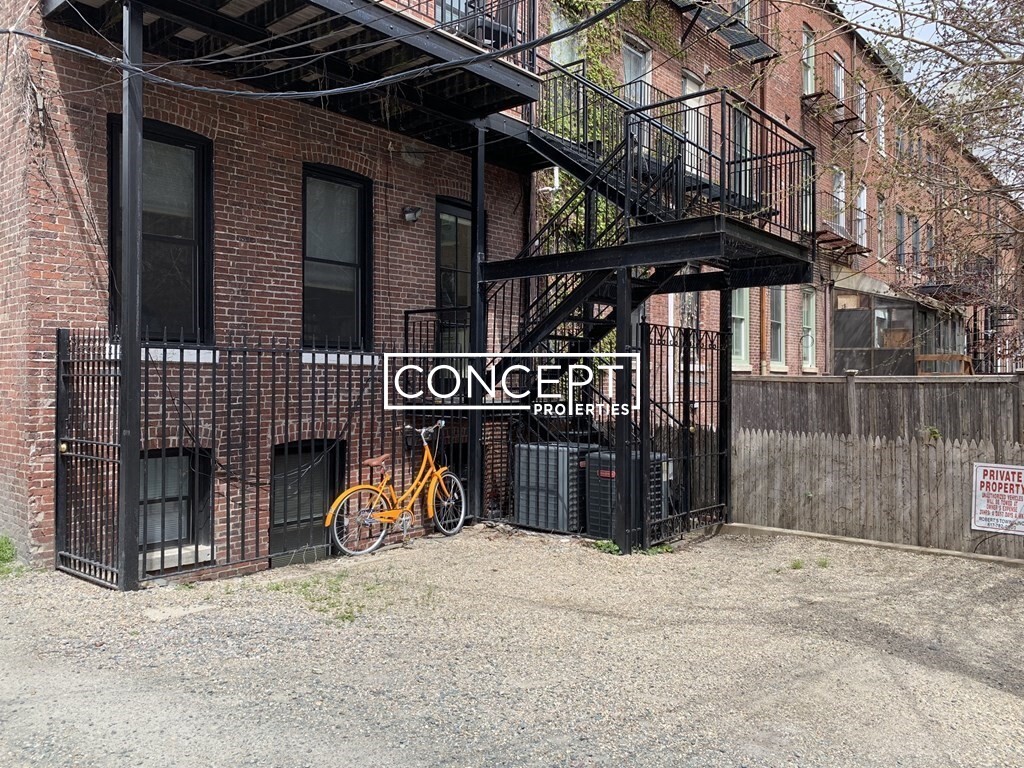 1 Wigglesworth St, Mission Hill