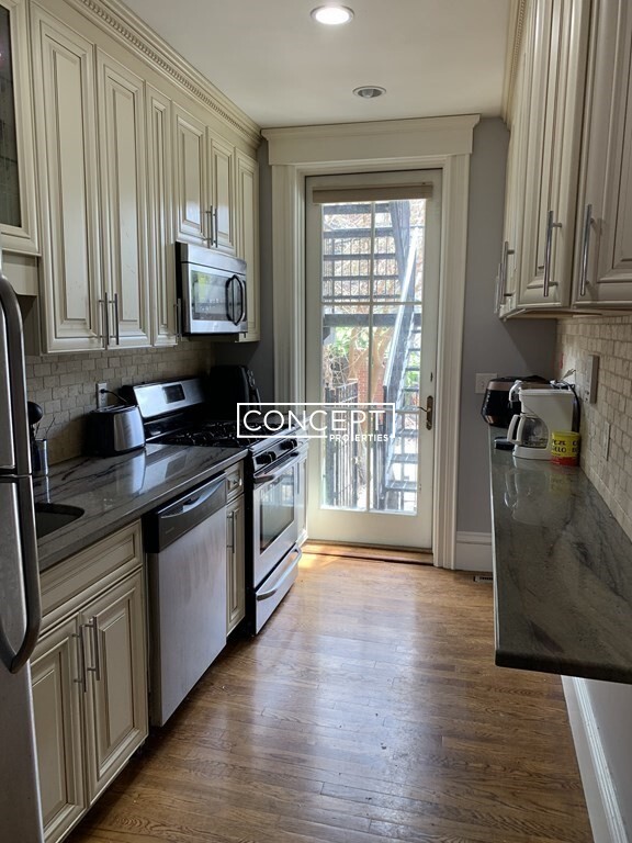 1 Wigglesworth St, Mission Hill