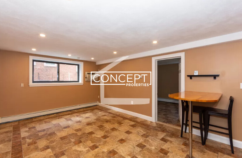 47 Gardner St, Allston