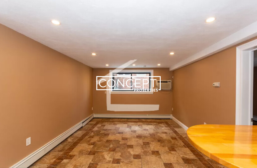 47 Gardner St, Allston