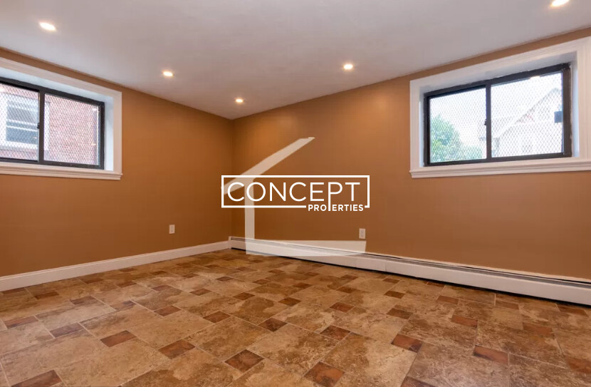 47 Gardner St, Allston