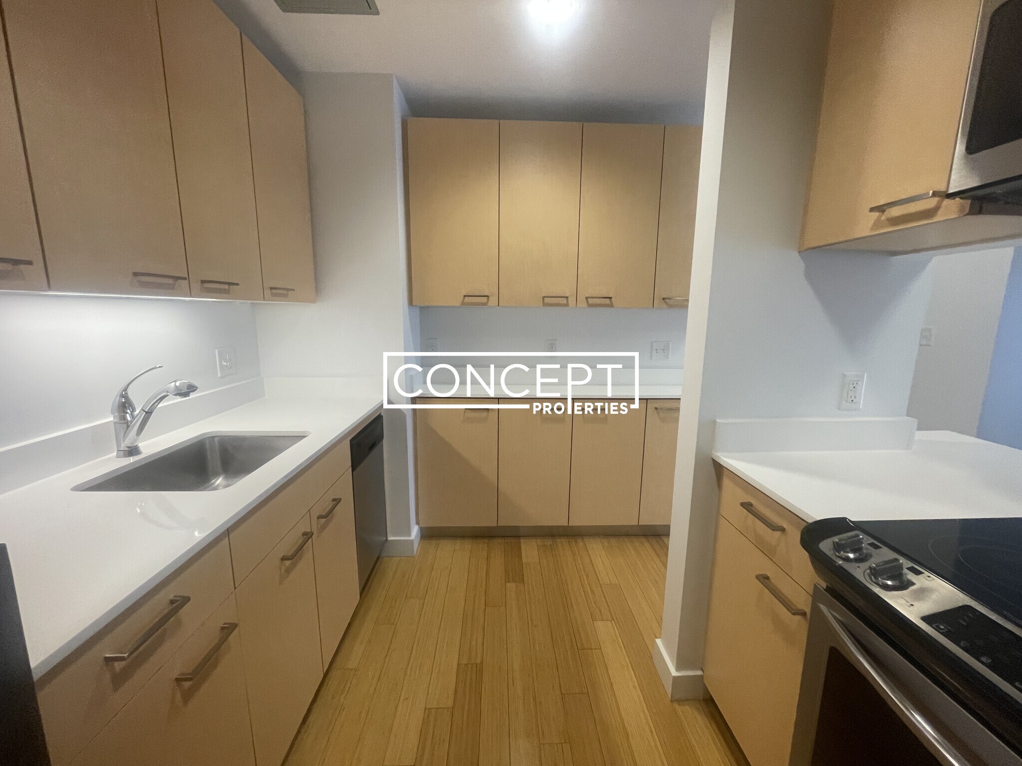 1085 Boylston St, Fenway