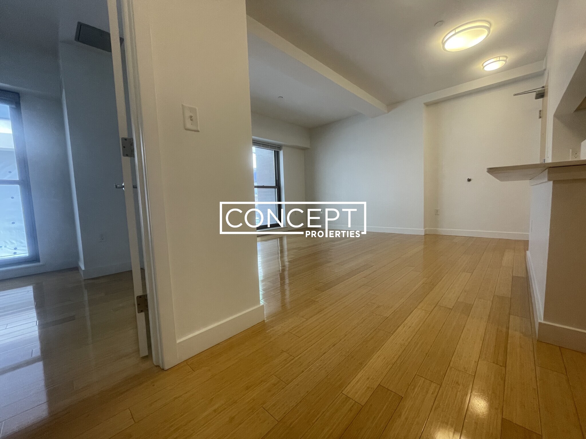 1085 Boylston St, Fenway