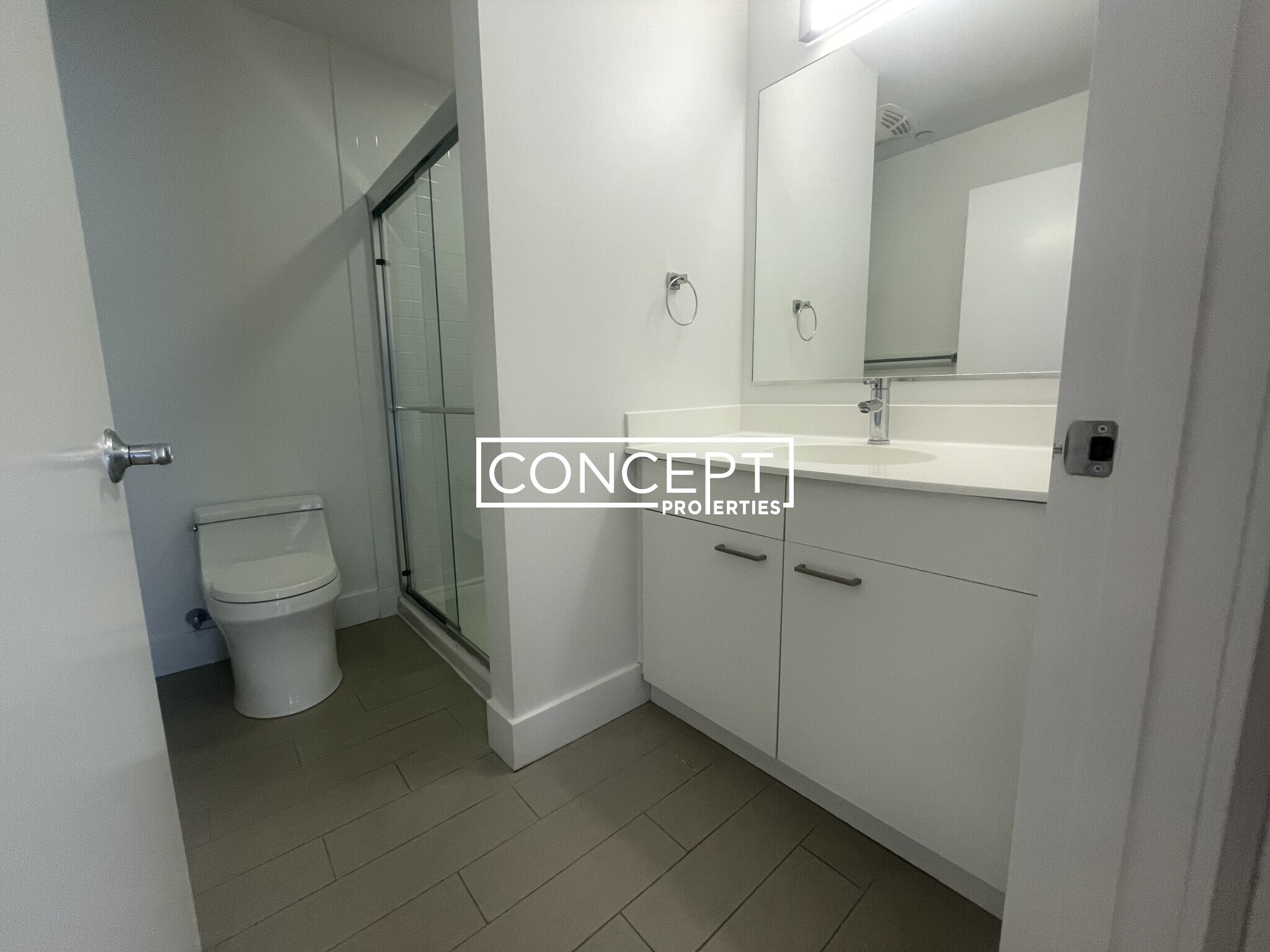 1085 Boylston St, Fenway