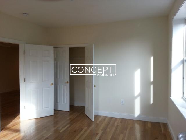 54 Egmont St, Coolidge Corner