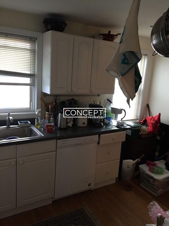 1500 Beacon St, Washington Square