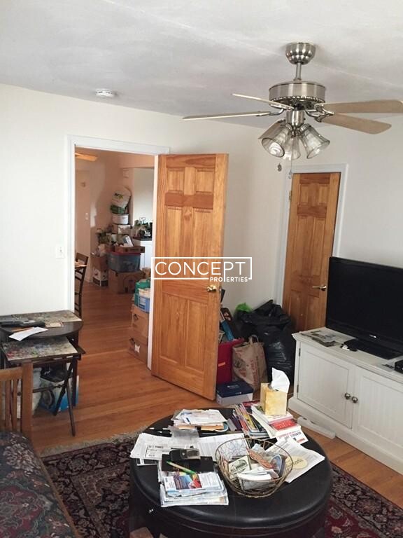 1500 Beacon St, Washington Square