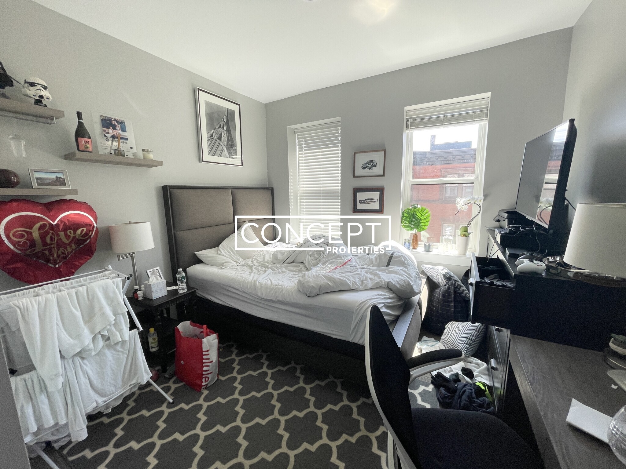 100 Hemenway St, Fenway