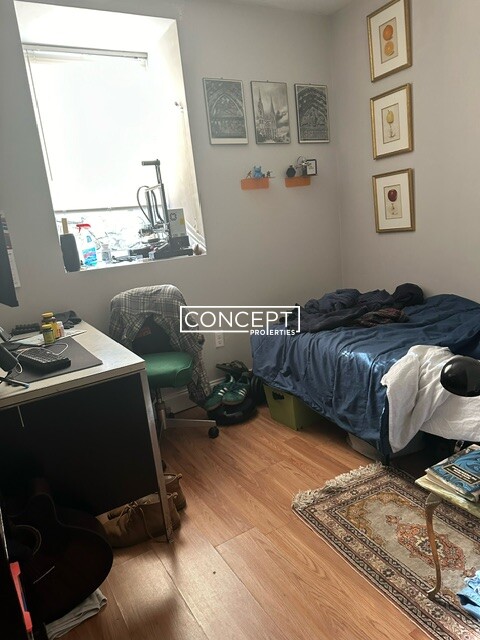 721 Parker St, Mission Hill