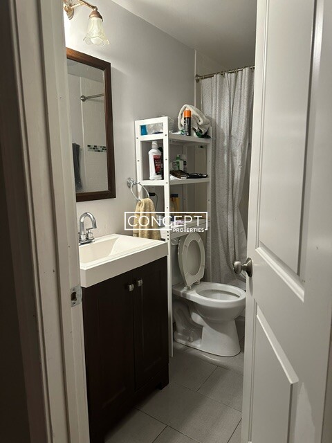 721 Parker St, Mission Hill