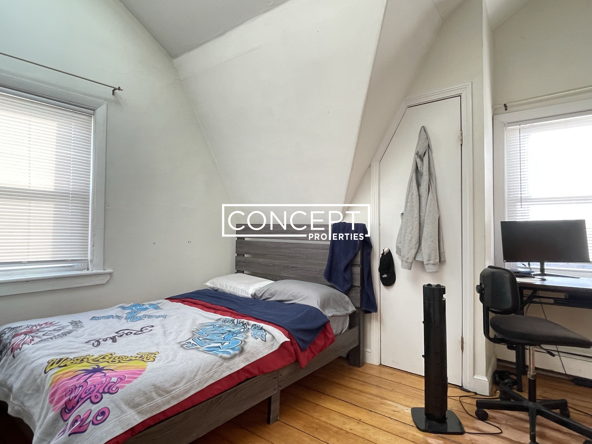 839 Parker St, Mission Hill