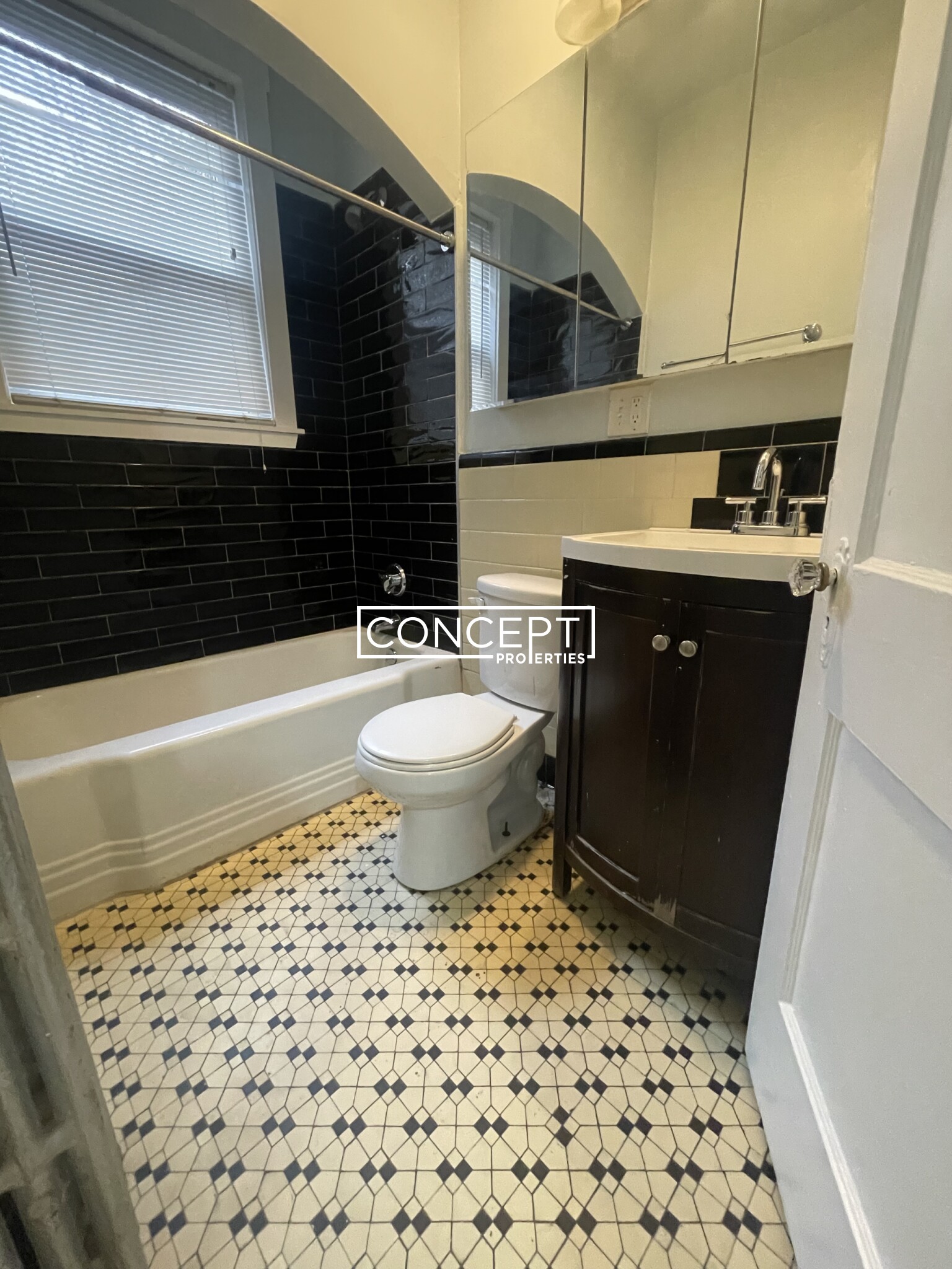 1789 Commonwealth Ave, Brighton