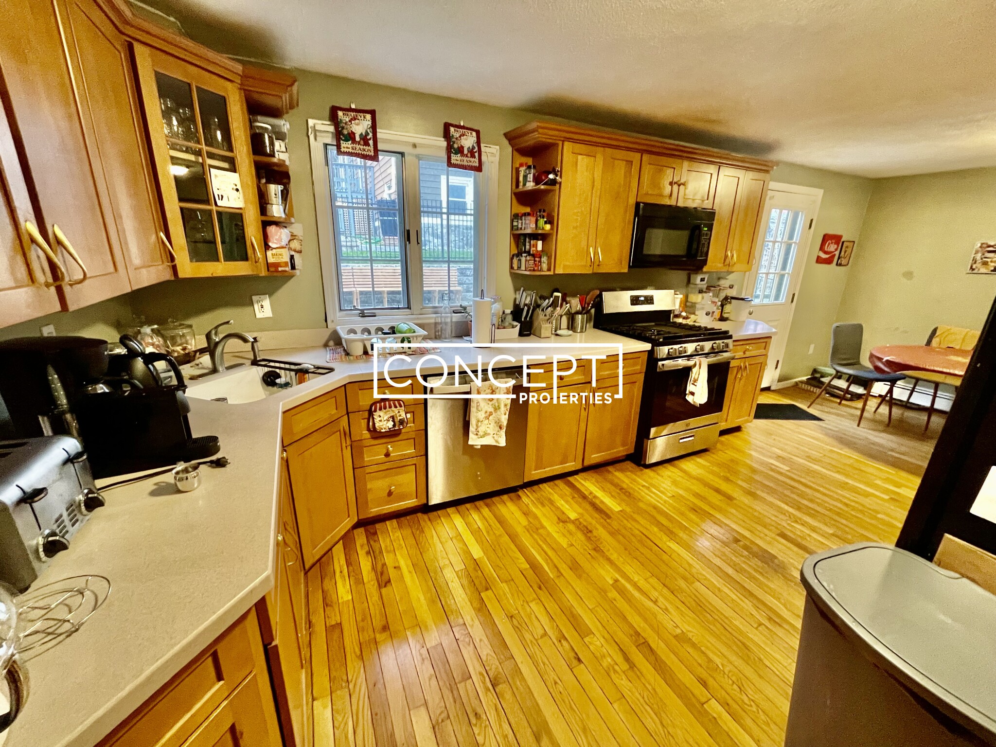 77 Wensley St, Mission Hill