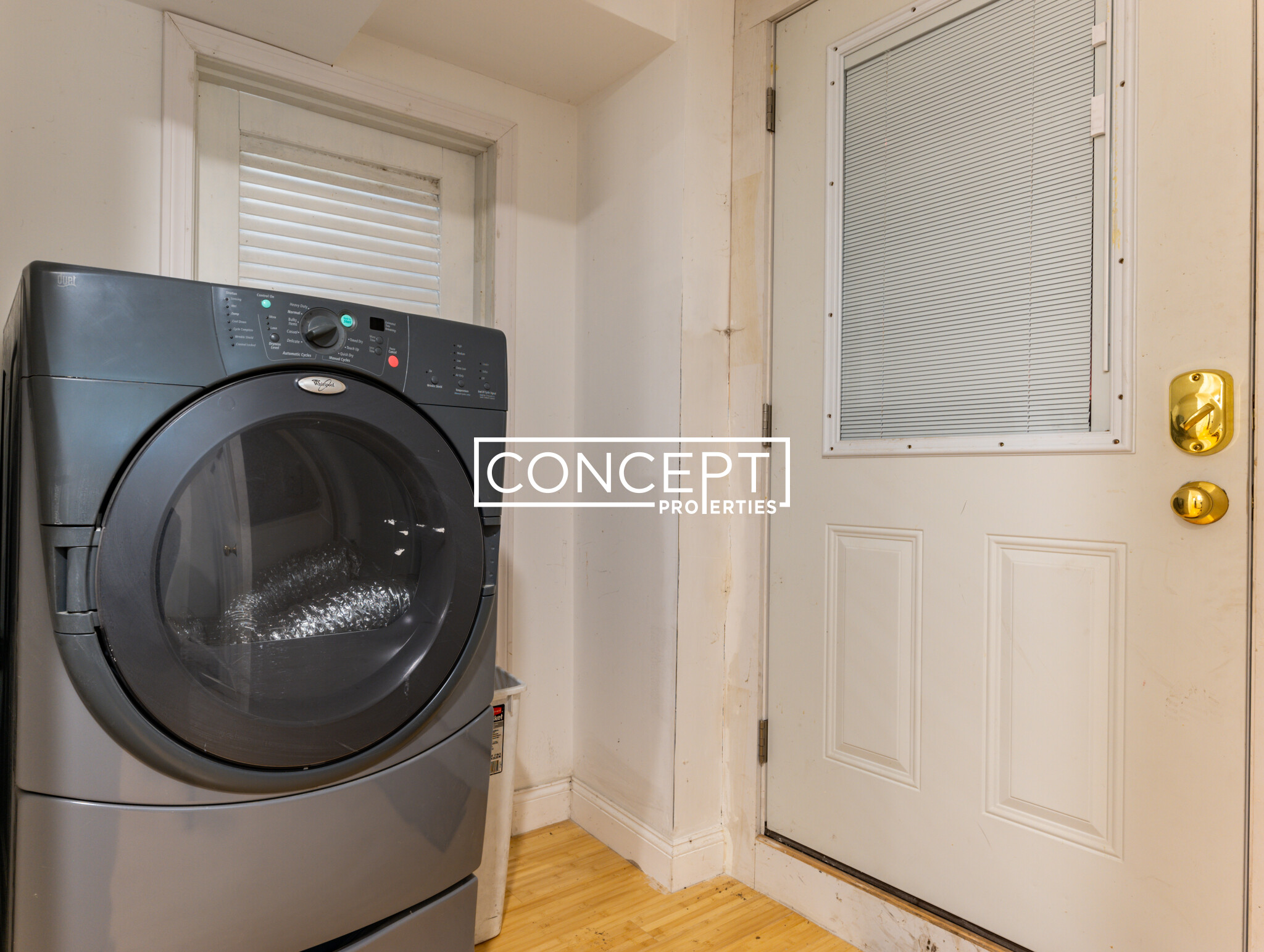 18 Holton St, Allston