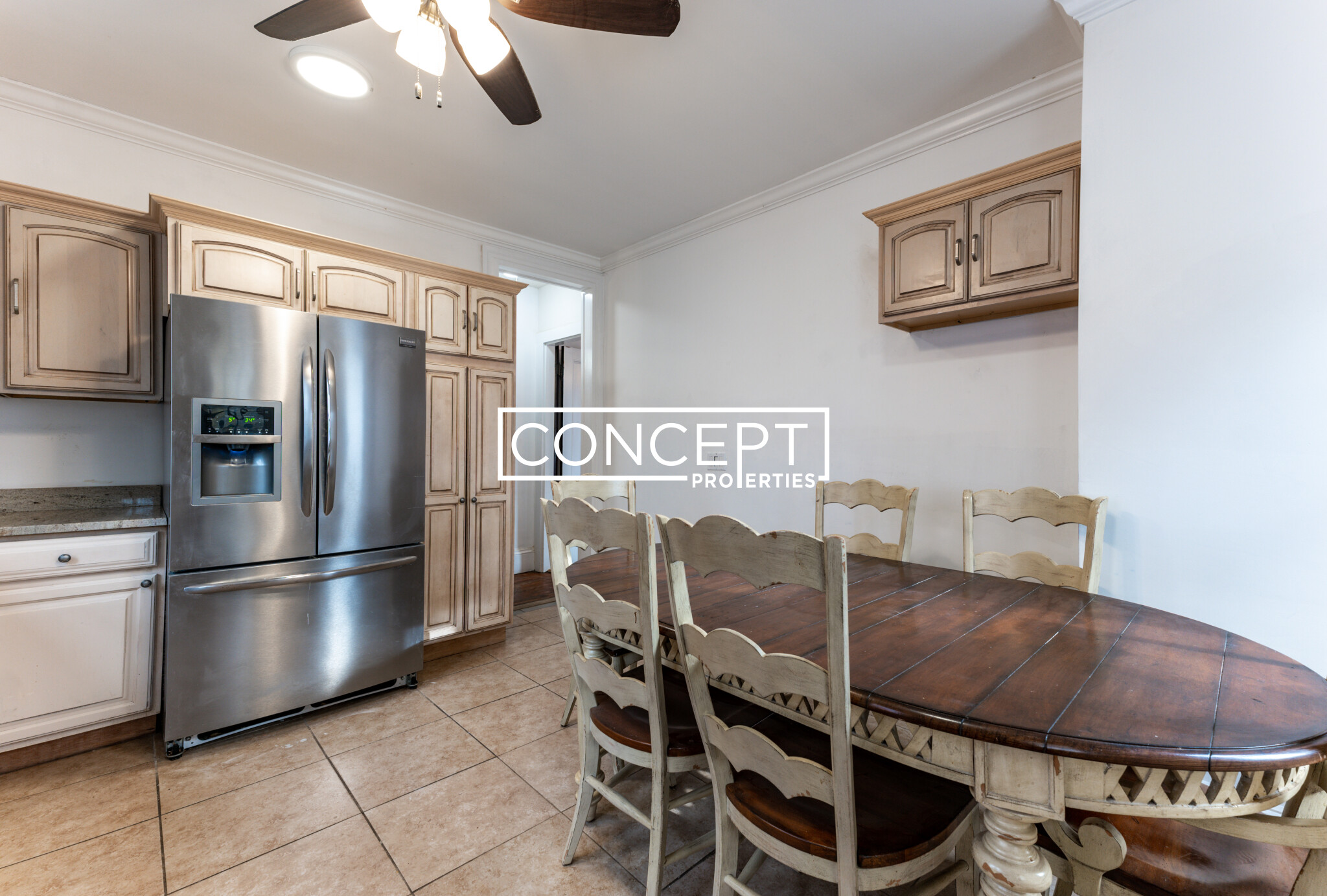 18 Holton St, Allston