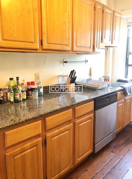 1512 Tremont St, Mission Hill