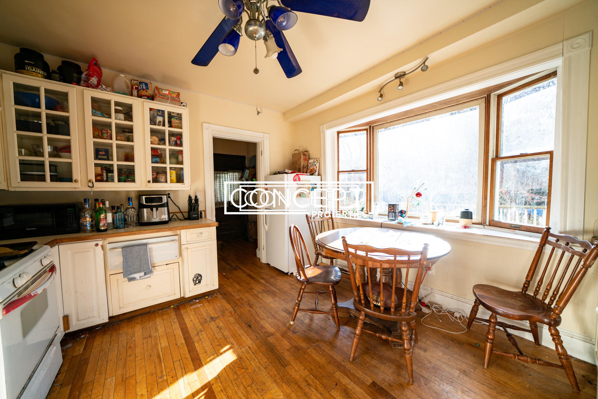 6 Hillside St, Mission Hill