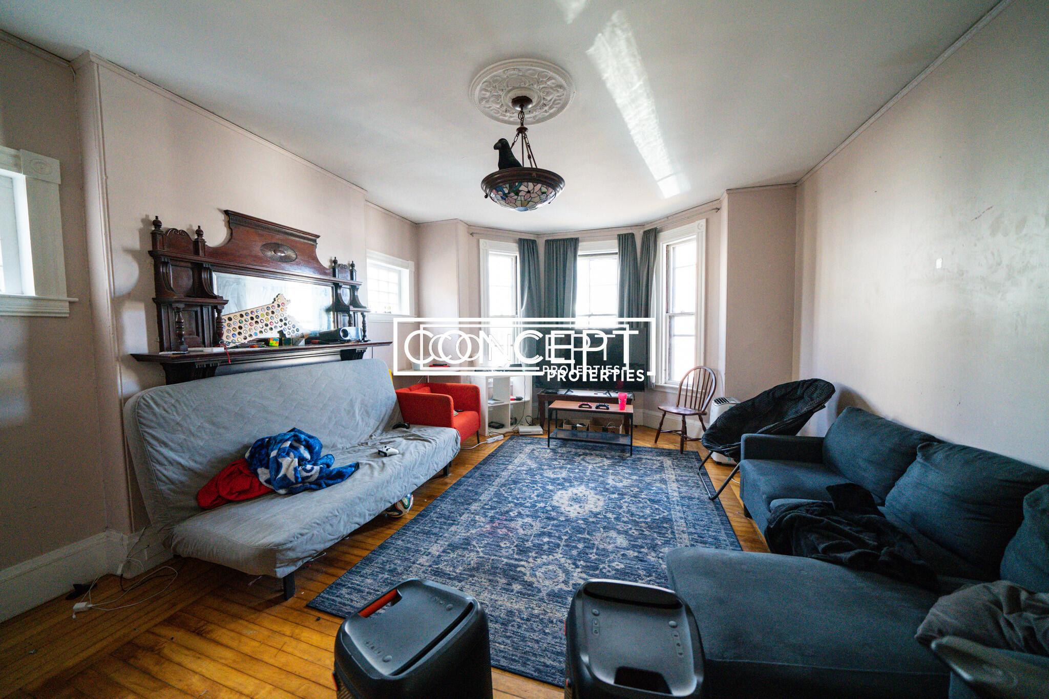 6 Hillside St, Mission Hill