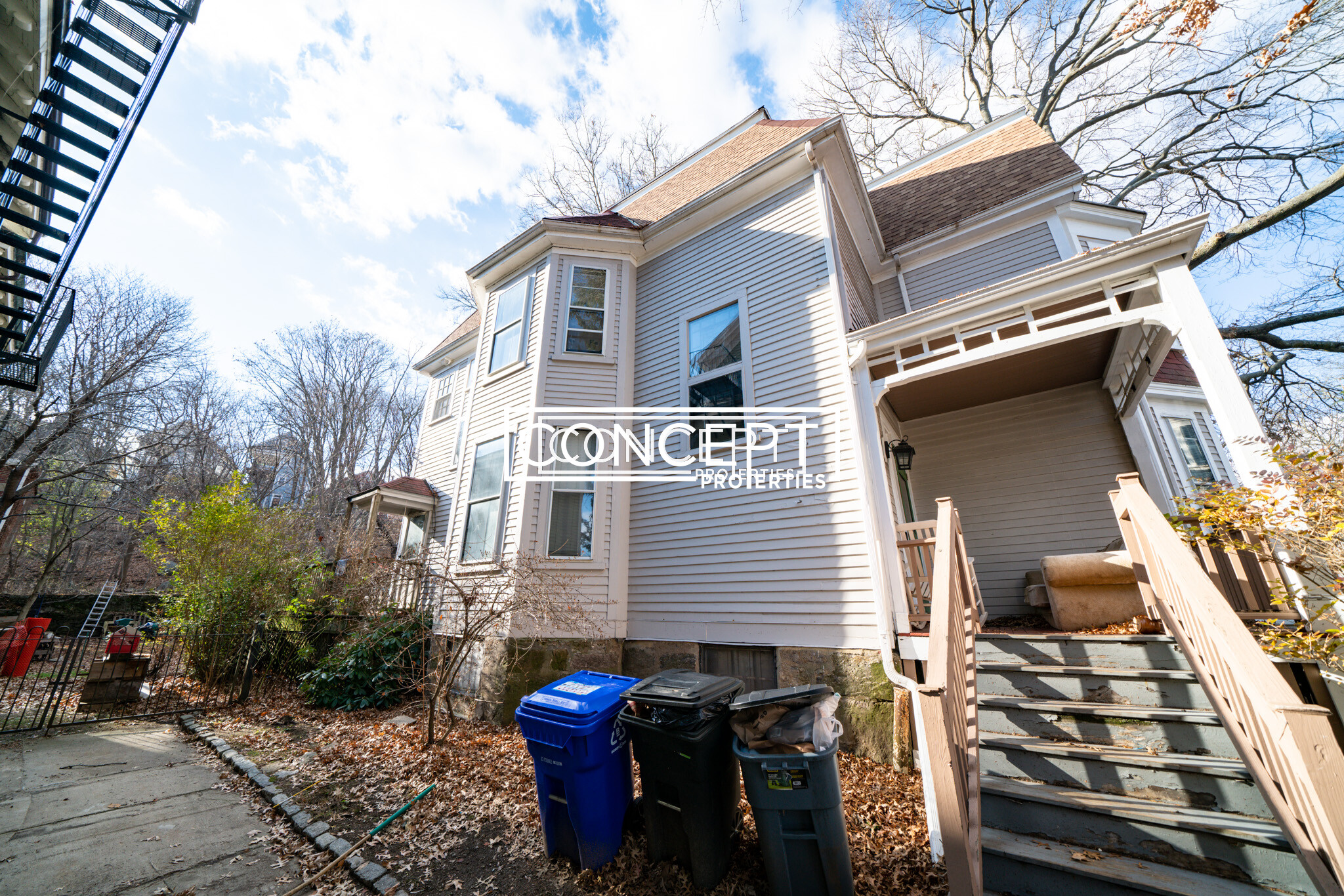 6 Hillside St, Mission Hill