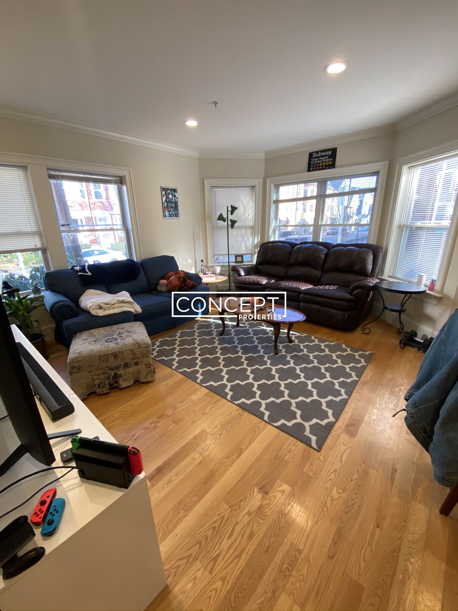 1.1 Oswald St, Mission Hill