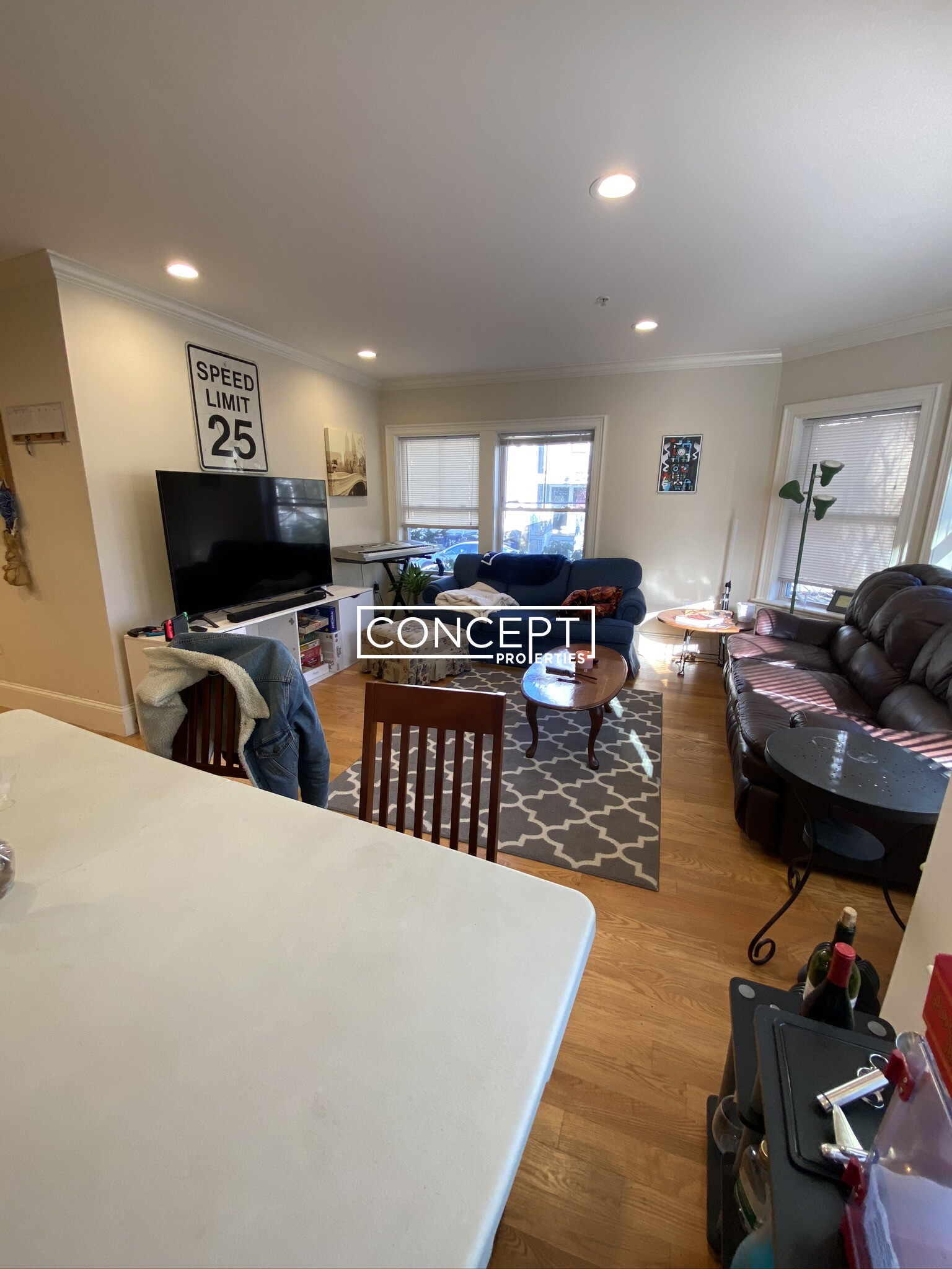 1.1 Oswald St, Mission Hill