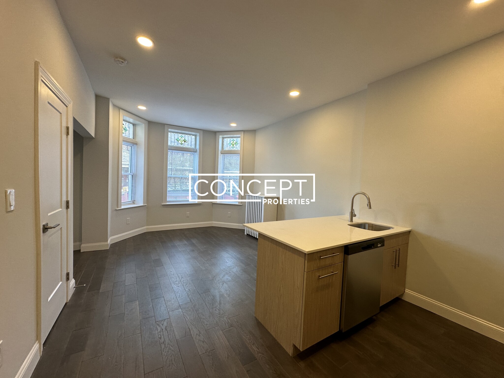 51 Queensberry St, Fenway